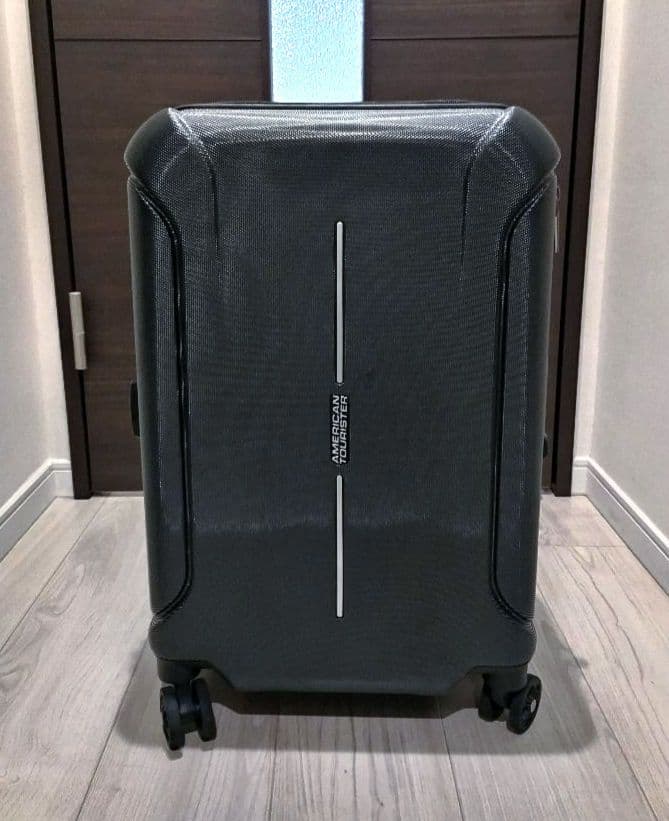アメリカンツーリスターテクナム　キャリーケース　36L