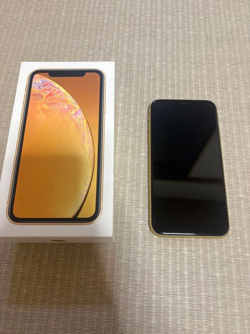 iPhone XRイエロー256GB