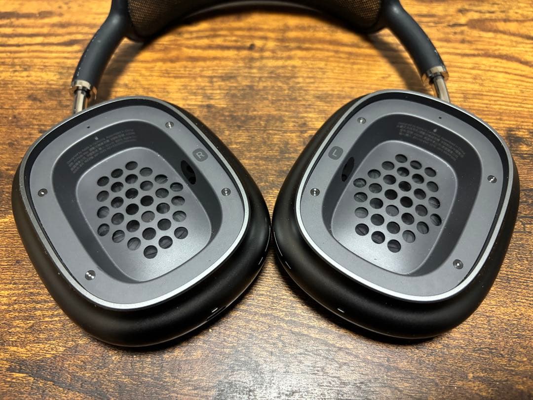 【おかだ。】AirPods Max スペースグレイ