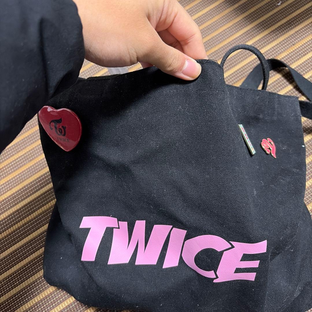 TWICE トートバッグ 大容量 黒
