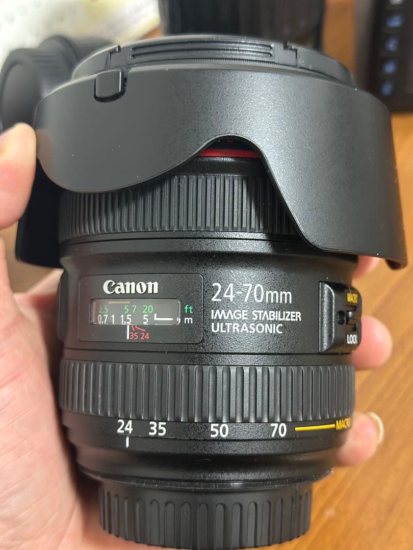 Canon EOS 5D Mark IV デジタル一EF 24-70 f4