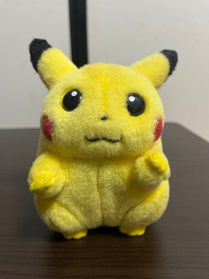 ピカチュウ TOMY 初期　ぬいぐるみ