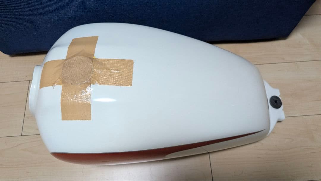 CB400SS タンク 凹み無し 錆無し フューエルコック付き