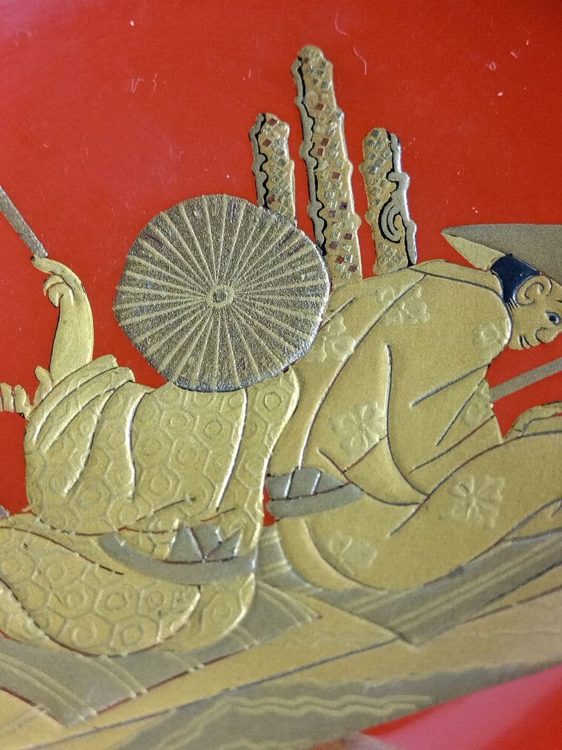 輪島塗　朱塗　時代蒔絵金人物銀富士蒔絵 杯一対　漆芸　共箱　１客の高台にアタリ有