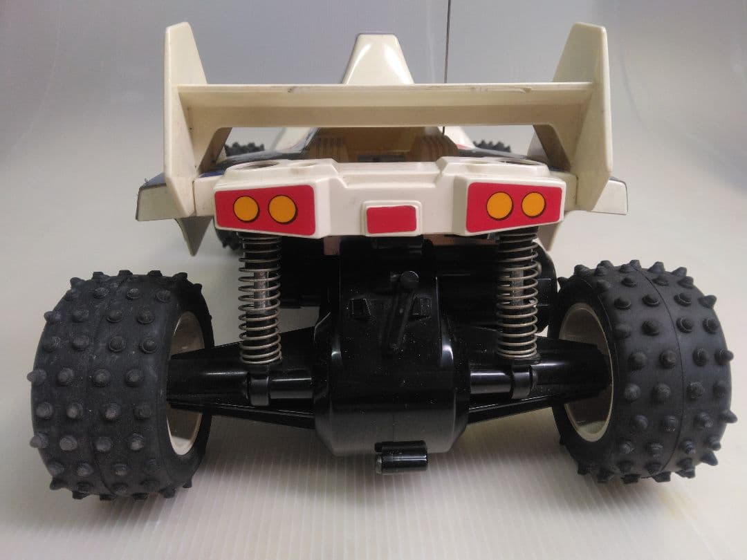 北*急様 タミヤラジコンQD SHOOTING STAR 乾電池からバッテリーへ