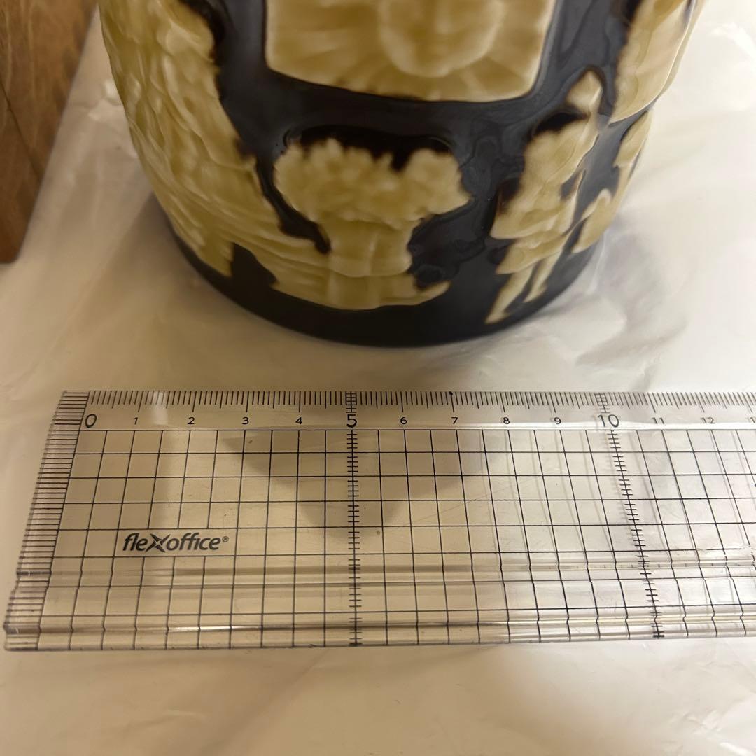 【希少未開栓】 サントリー ザ ウイスキー 有田焼 陶器ボトル 木箱付美品