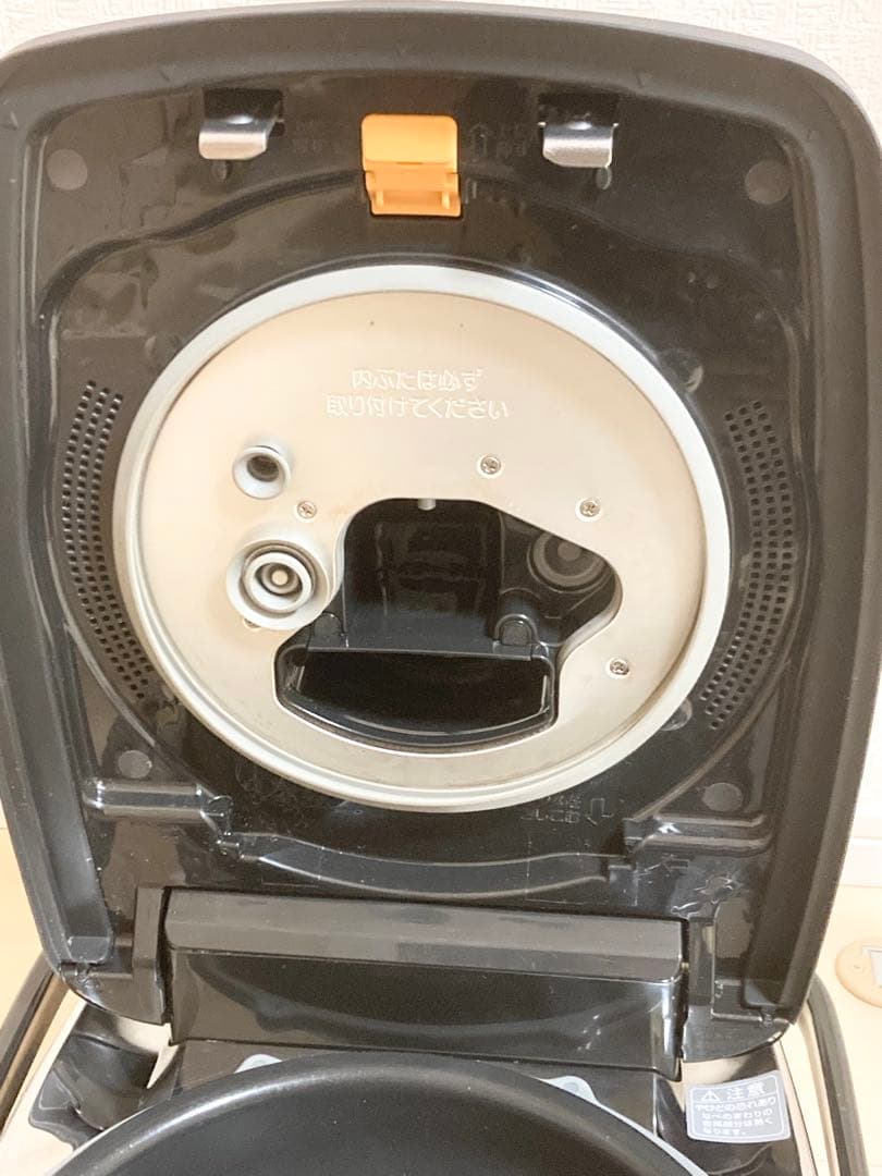 Zojirushi 炊飯器 NW-AT10 黒　象印