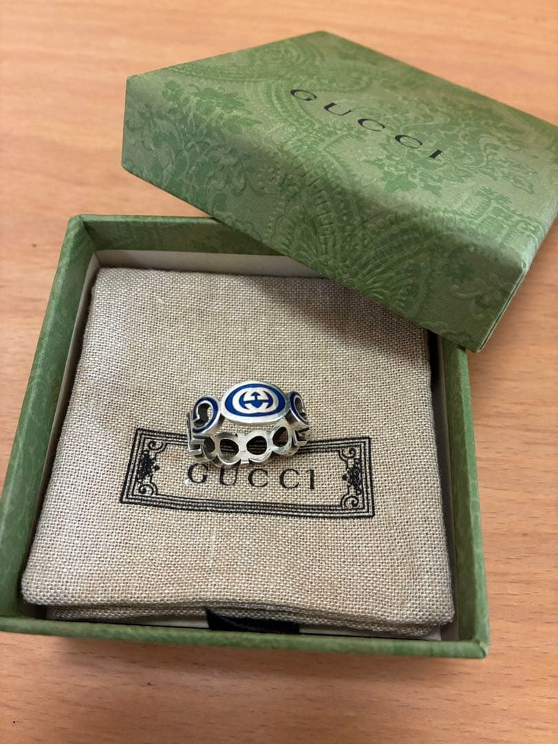 GUCCI シルバーリング ブルーロゴ18号