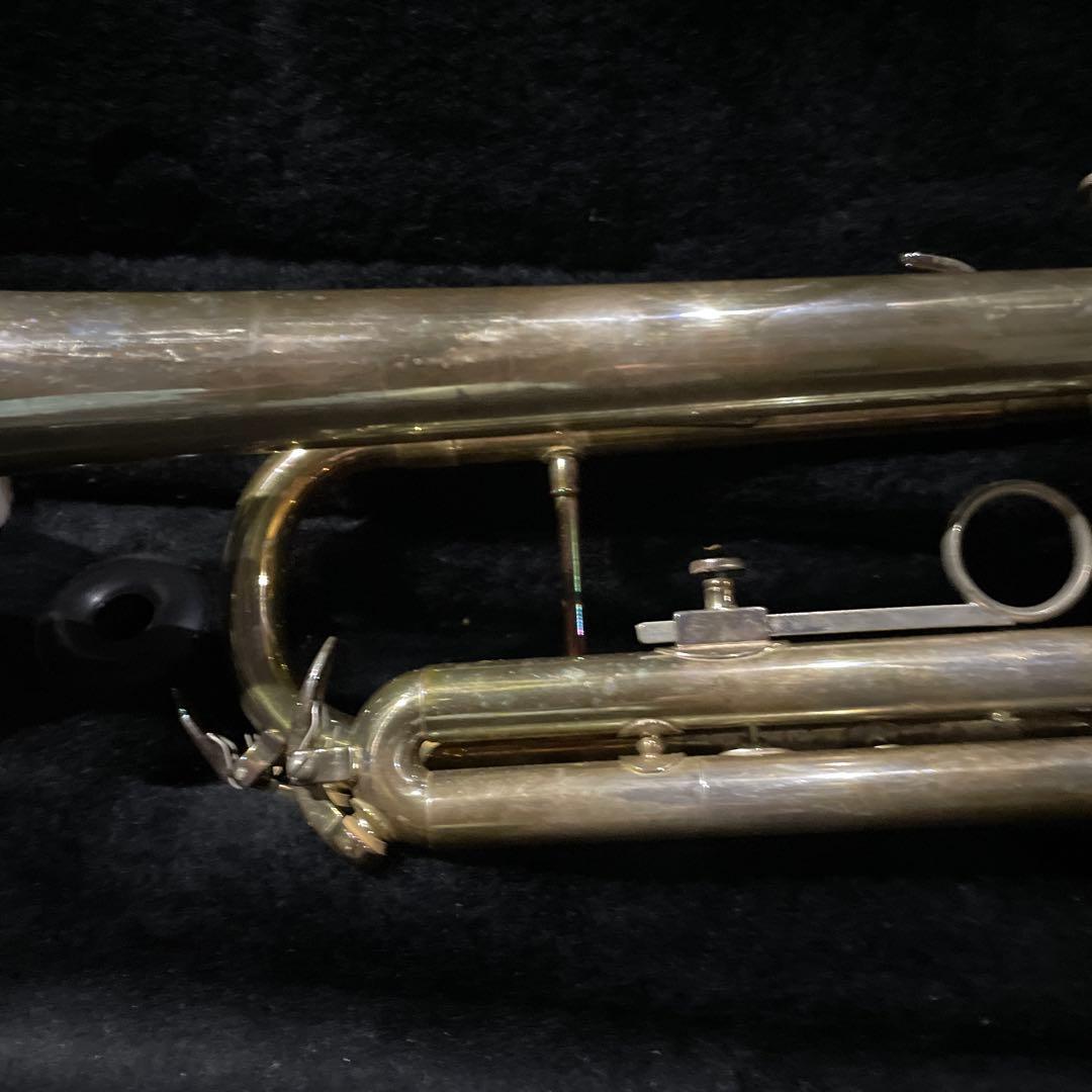 シルバー トランペット ケース付き　消音器付き