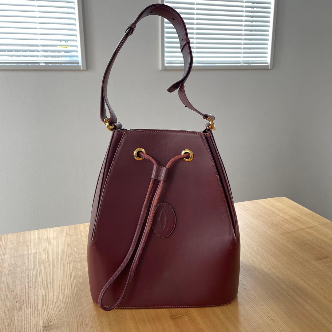 カルティエ　レザー バケツ型