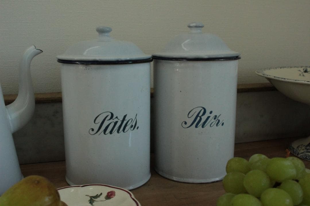 フランスアンティーク・ペアのエナメルキャニスター/パスタ・お米入れ