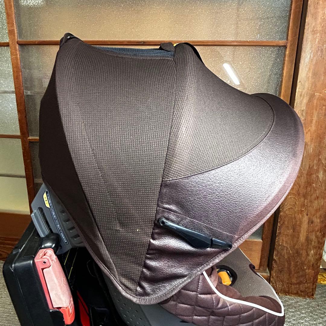 【美品】 combi コンビ ラクティアターンEG チャイルドシート