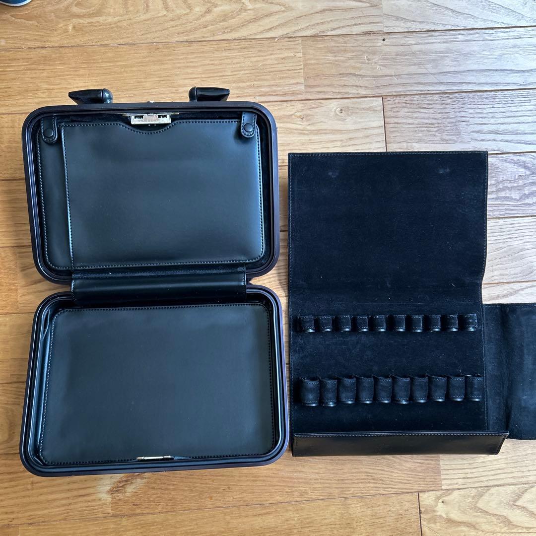 ZERO HALLIBURTON 万年筆ケース(ショルダーストラップ付き)