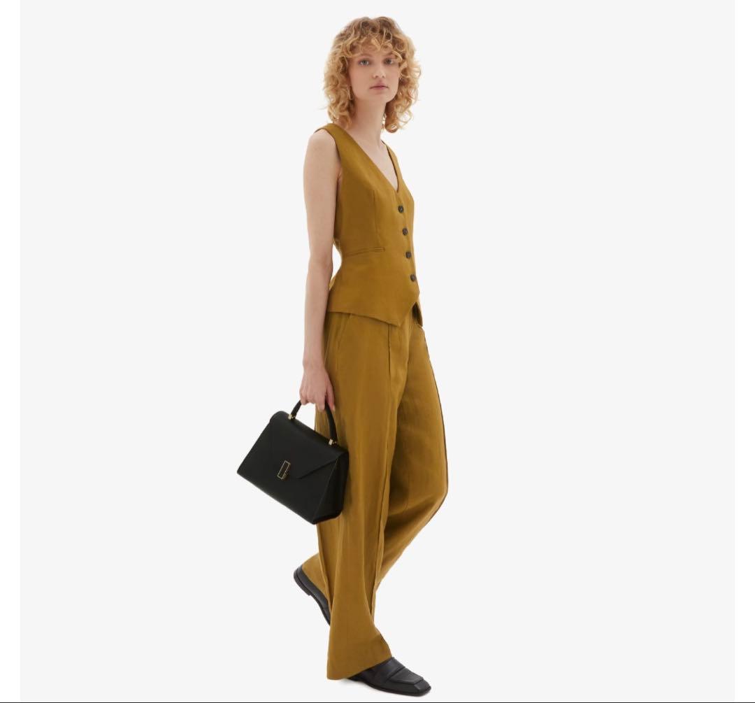 こそ★【ほぼ未使用】valextra イジィデ ミディアム ブラック