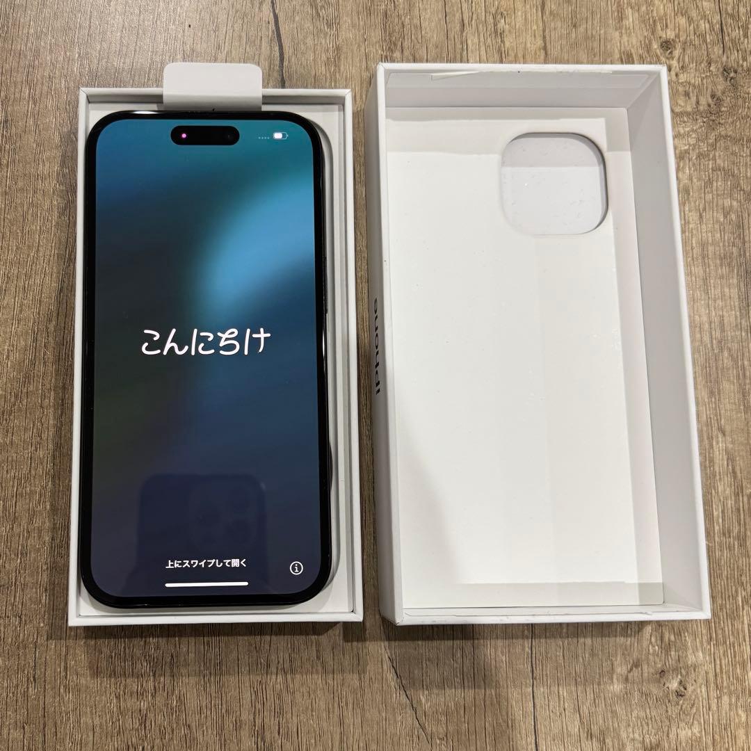 【Apple購入品】iPhone15 256GB バッテリー93%