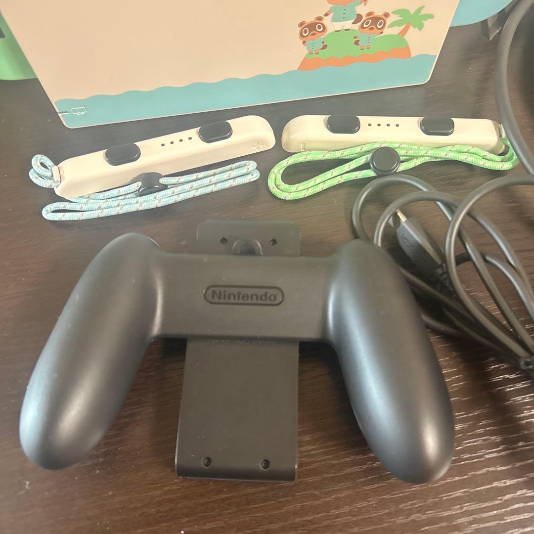 美品★Nintendo Switch本体「あつまれ どうぶつの森」仕様限定モデル