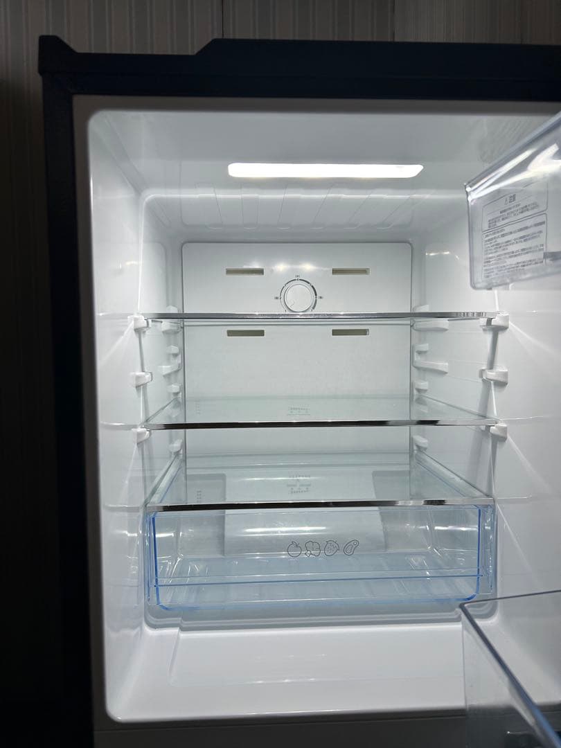 【送料込・美品】2023年製 Hisense冷蔵庫｜引越し早期売却・値段相談可