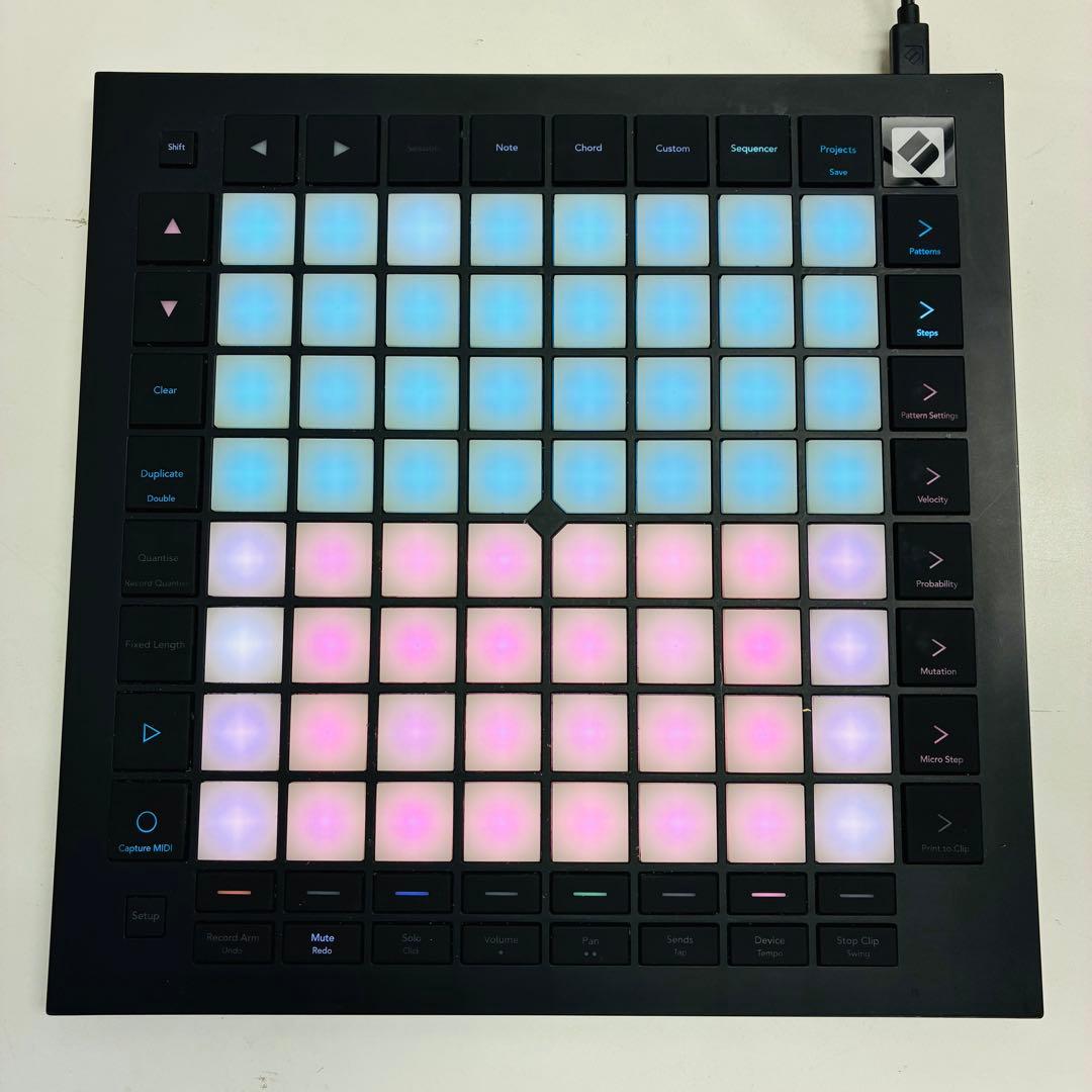 NOVATION Launchpad Pro MK3 MIDIパッド
