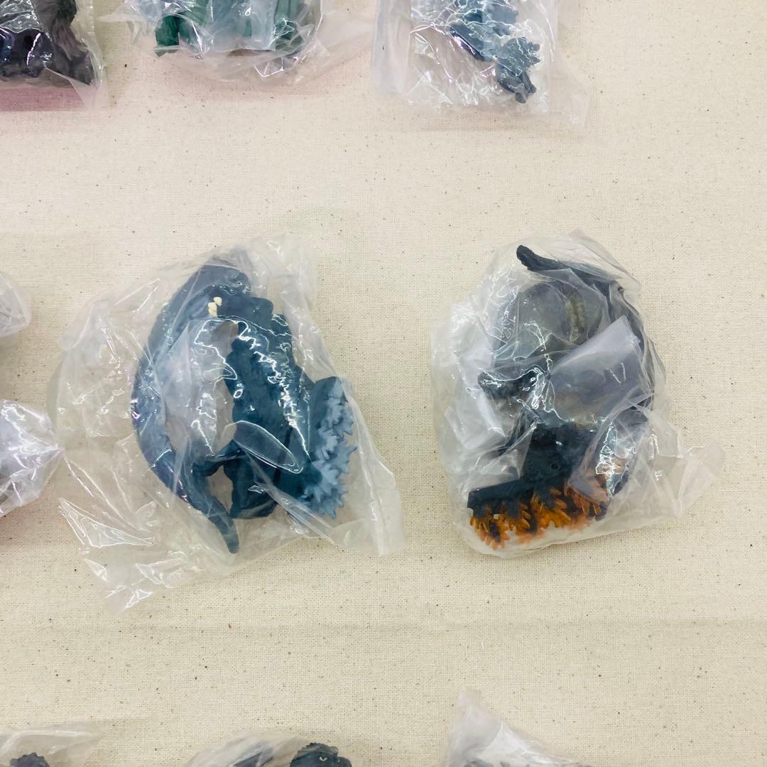 バンダイ　ゴジラクロニクル　50th　1954-2004　15種　コンプ