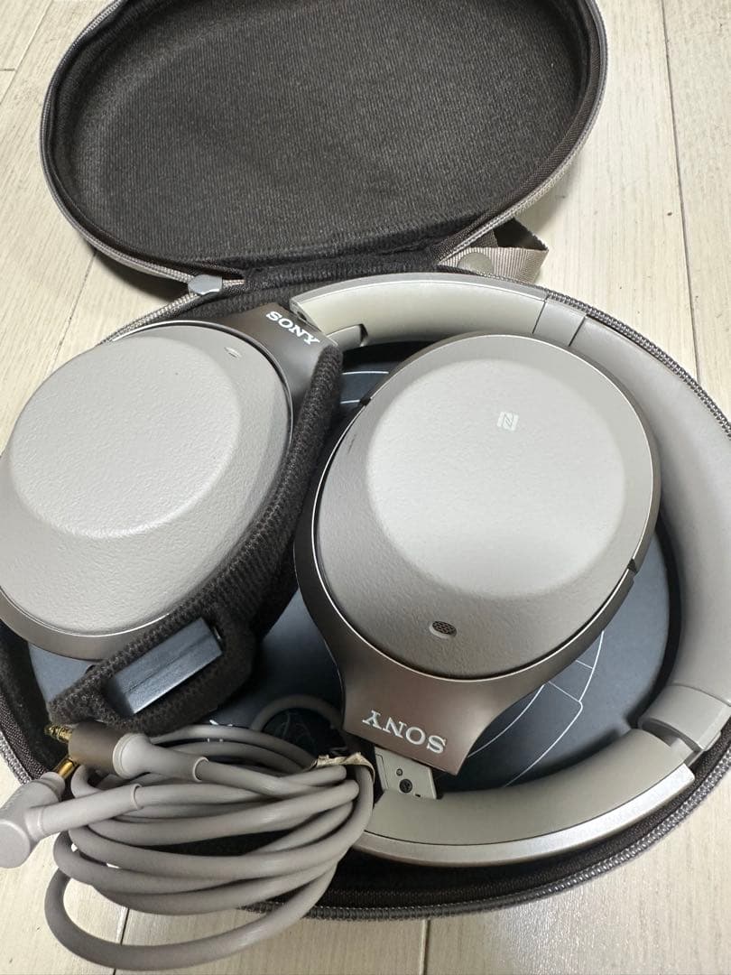 SONY ソニー　ヘッドホン　WH-1000XM2 WH 3 4 5