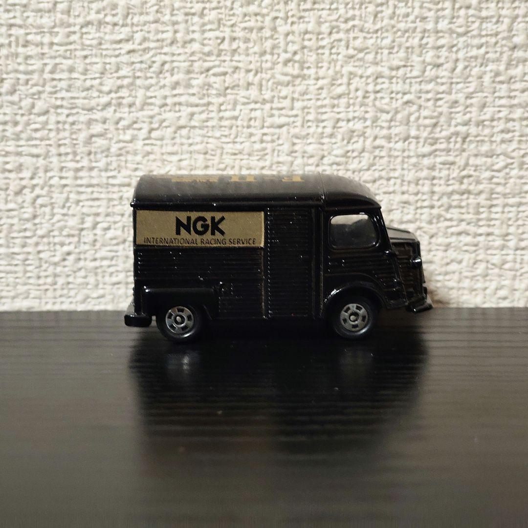 TOMICA　トミカ　シトロエン　Hトラック　黒色　箱付き