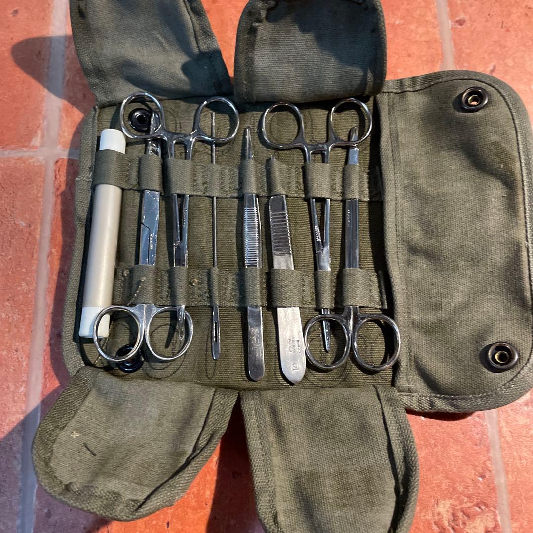 U.S. 医療シンボル ポーチ オリーブ　デッドストック