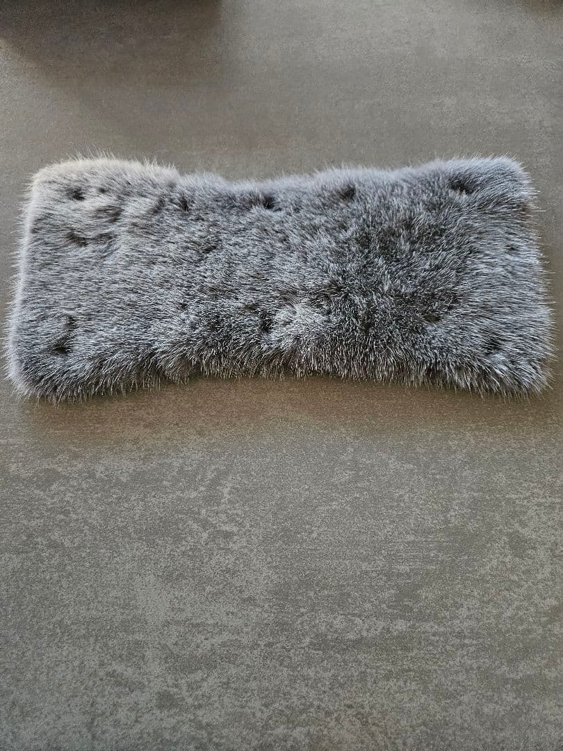 ヴァレクストラ　ミンクファーハンドルカバーグレー系