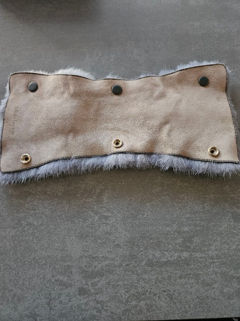 ヴァレクストラ　ミンクファーハンドルカバーグレー系