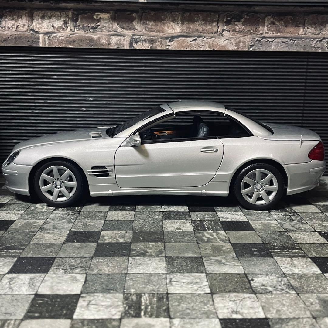 ディーラー特注 1/18 PMA メルセデス・ベンツ SL500 (R230)