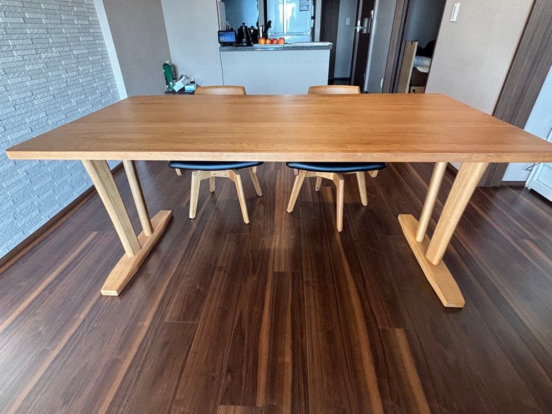 ダイニングテーブル　天然木製　２脚　オーク
