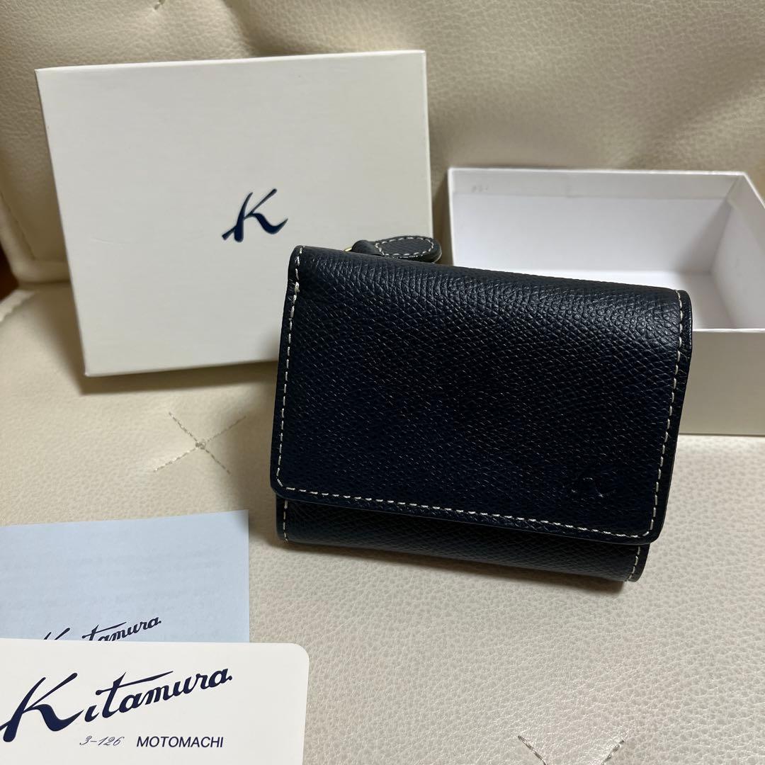 キタムラ　 二つ折り財布 落ち着いたネイビー