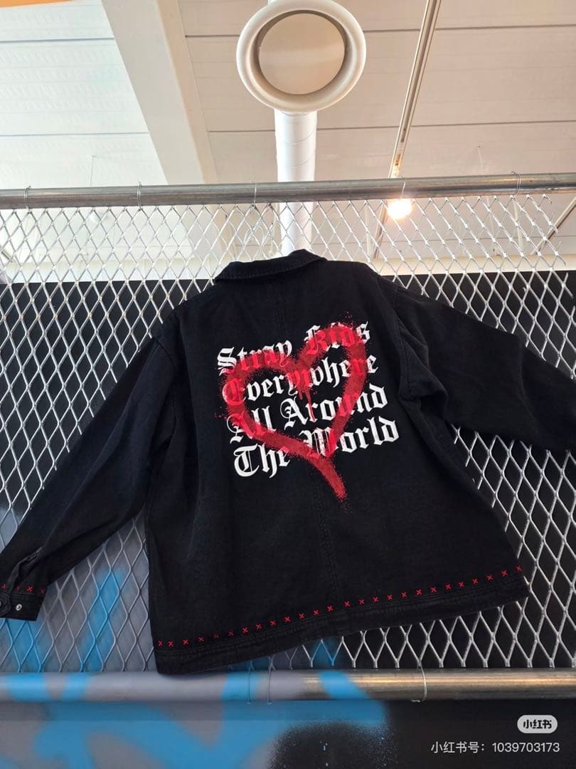 stray kids celebrATE ポップアップ ジャケット バンチャン