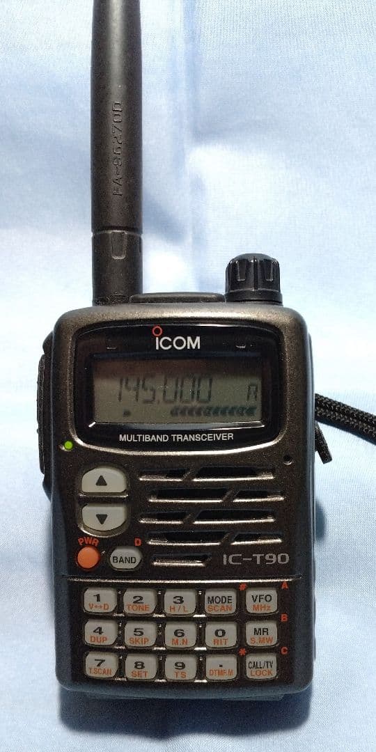☆[美品]icom IC-T90 マルチトランシーバー50/144/430MHz