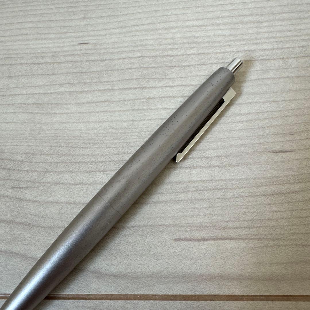 Lamy ブラックアンバー　ボールペン