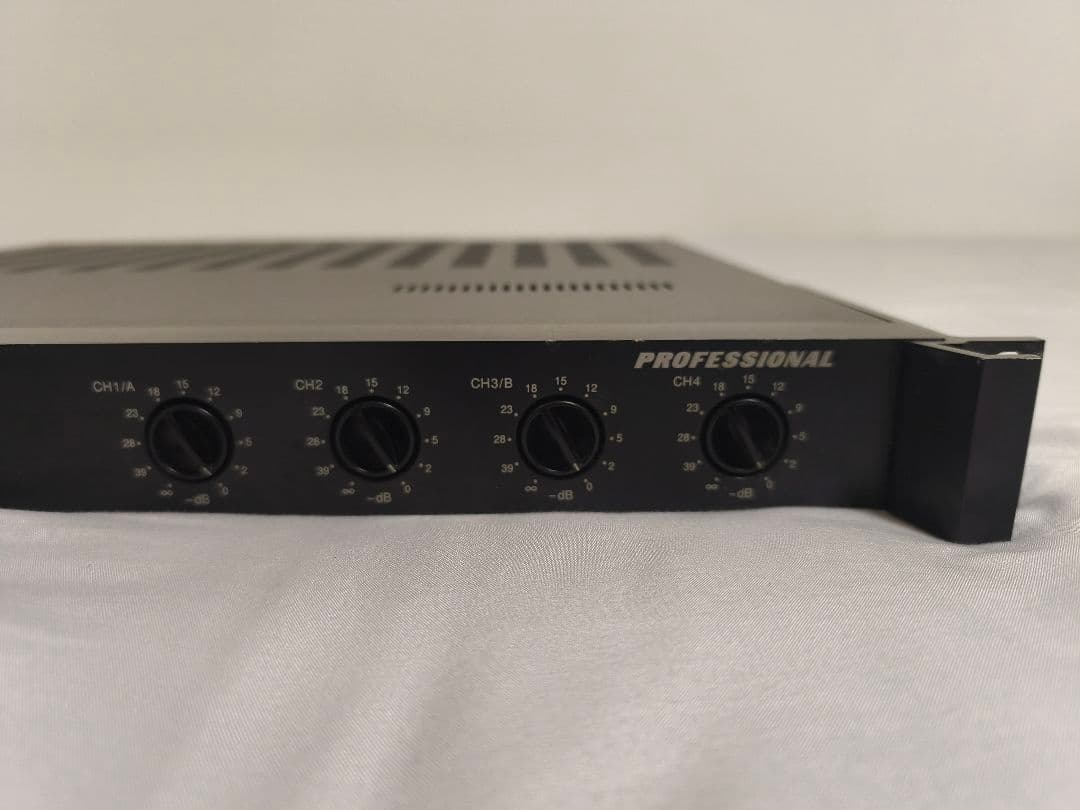 Marantz　マランツ　4CH　パワーアンプ　DA04　中古　動作品