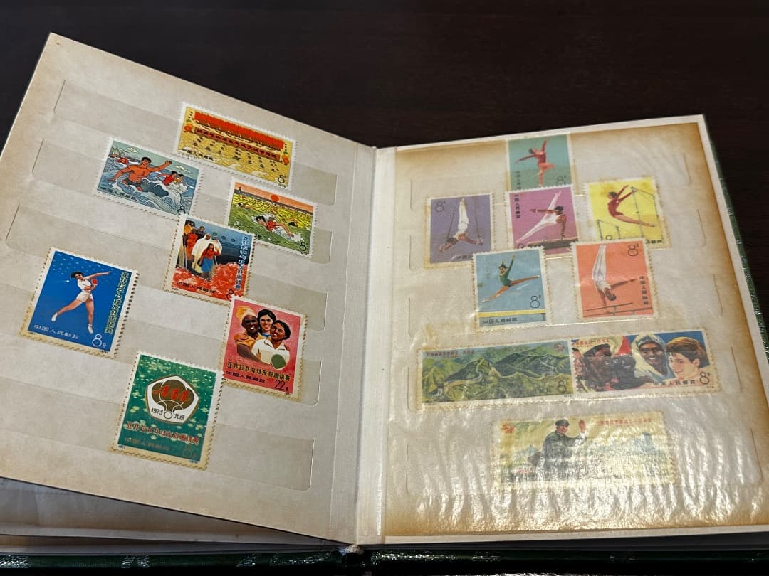 中国の切手　Stamp ALBUM 1974-1976年