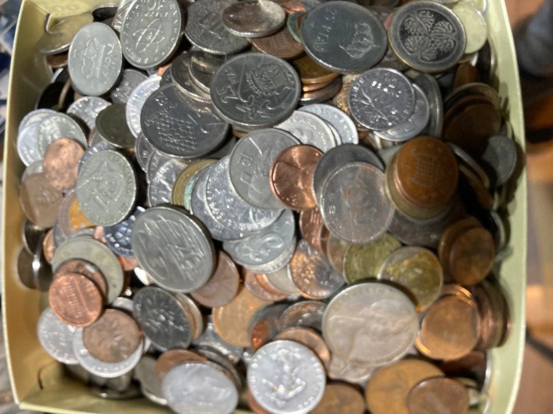 k*様 M0139【外国硬貨】約5kg 古銭　硬貨　　メダル　まとめ売り
