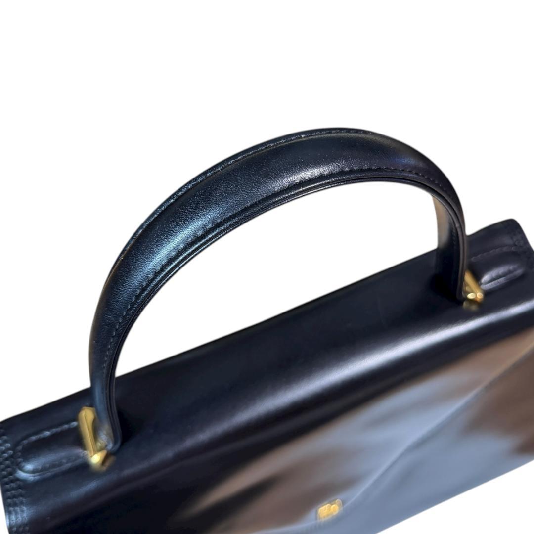 美品 GIVENCHY 3468 ハンドバッグ トップハンドル レザー 4Gロゴ