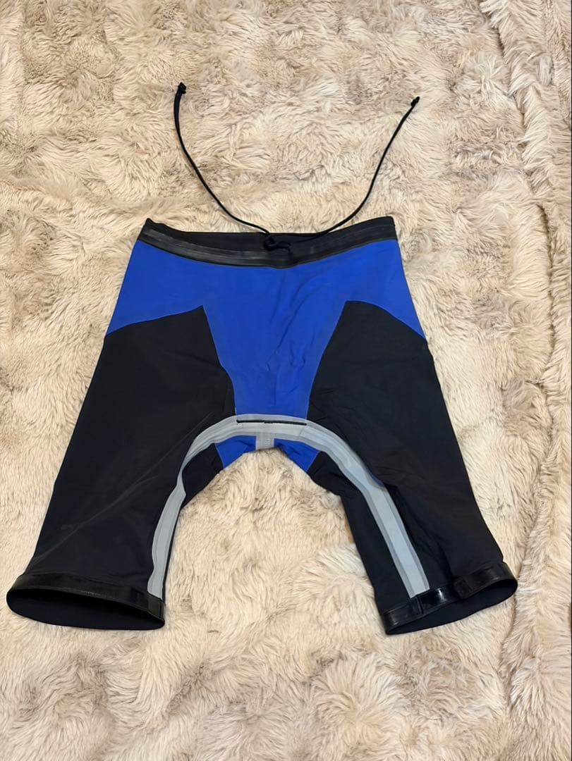 arena アルティメットアクアフォース X MF 競泳用水着 黒/青