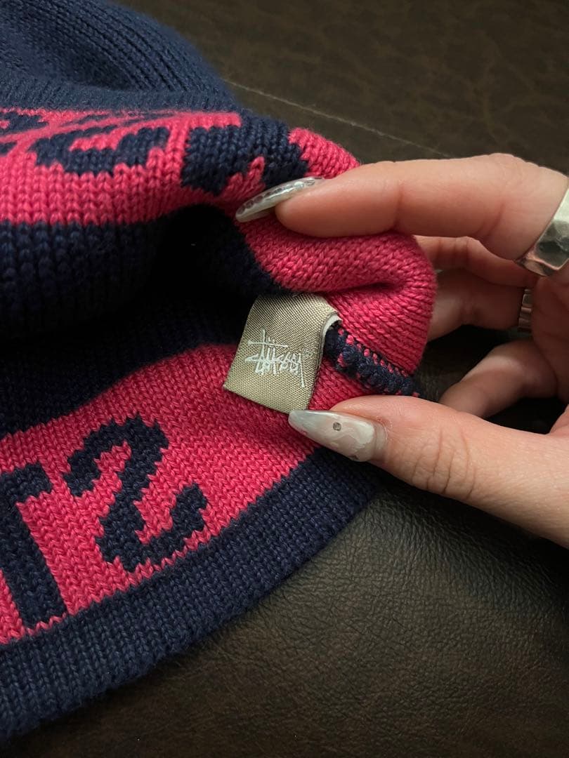 【STUSSY】ニット帽