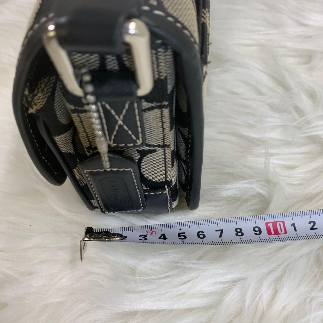 Coach シグネチャーショルダーバッグ ブラック/グレー