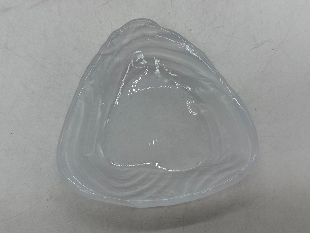 坂田甚内作　ガラス　三角型4点　送料込み250611