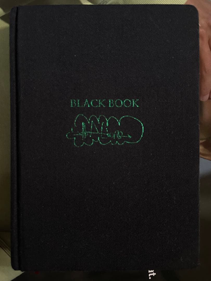 Black Book killer bong サイン入り