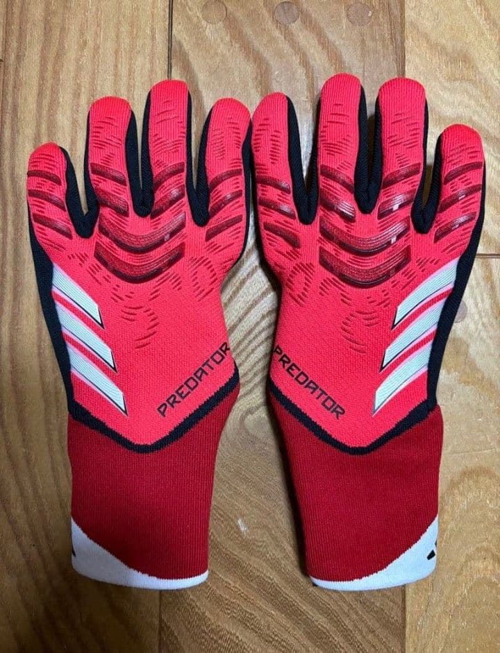 【新品未使用】adidas Predator URG 2.0キーパーグローブ