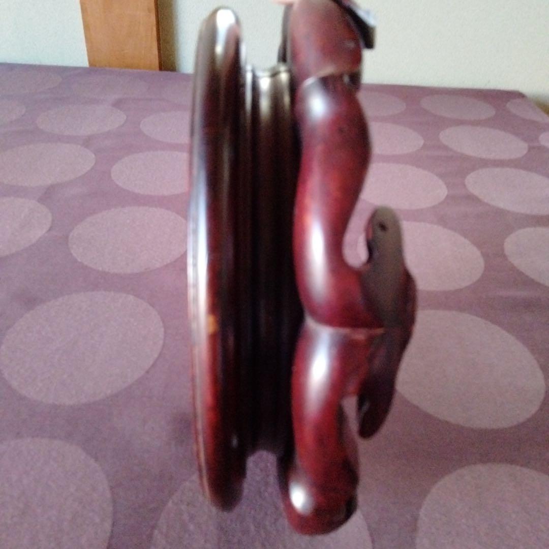 陶磁器大器を乗せる安定した鑑賞台蓮華台座最高級天然唐木細工精製高級感のあるもの