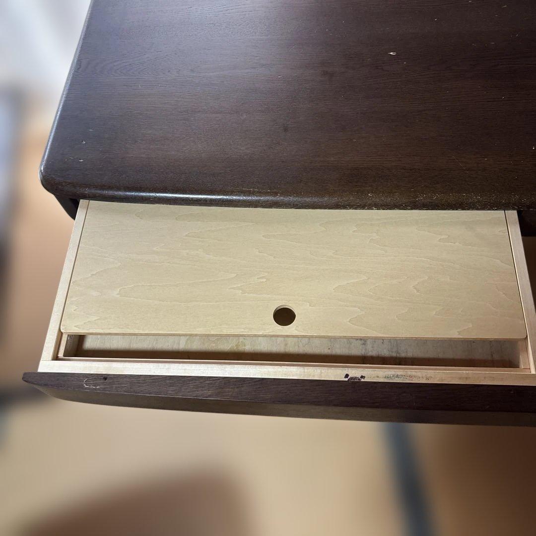 カリモク　学習机　セットも別で出してます