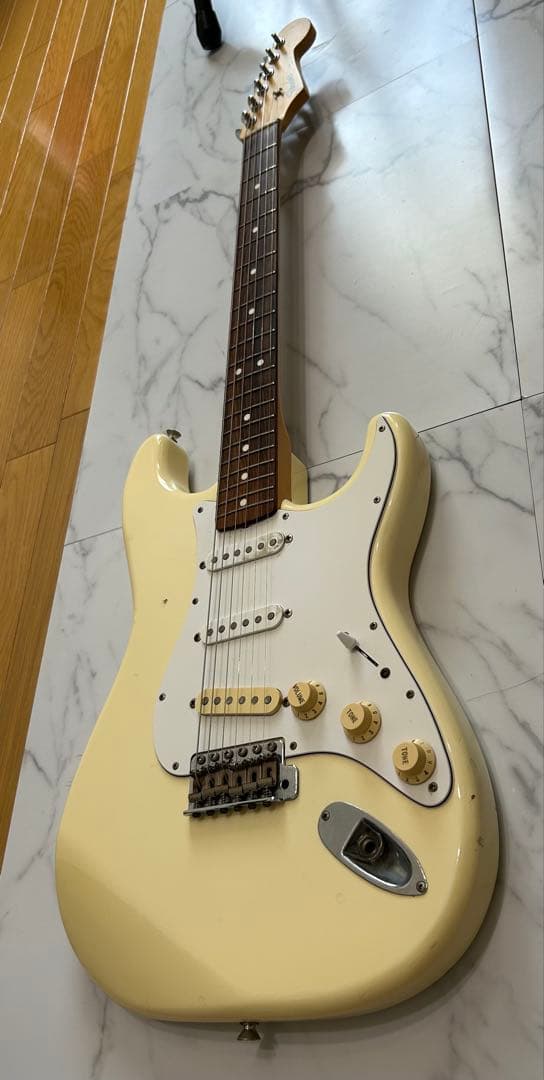 FENDER JAPAN ST-45 ストラトキャスター
