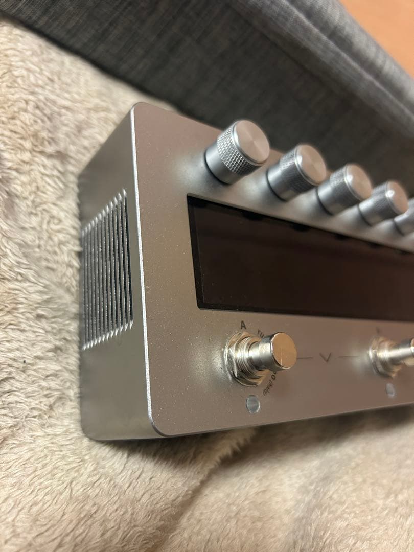 Darkglass ANAGRAM ベースマルチエフェクター