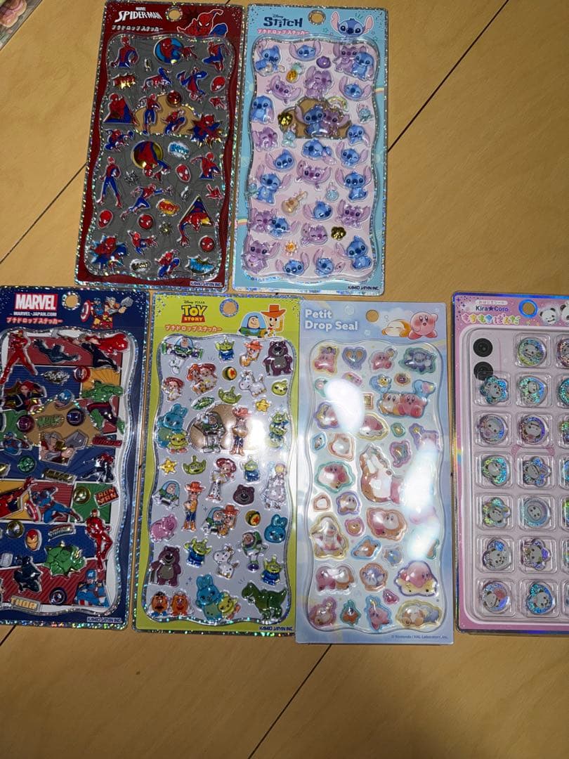 【新品未使用28枚♡シール帳２セット】 ボンボンドロップシールまとめ売りサンリオ