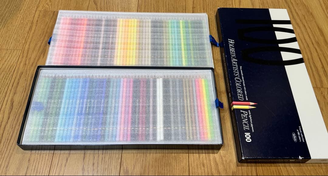 ホルベイン　アーチスト色鉛筆100色(紙箱)